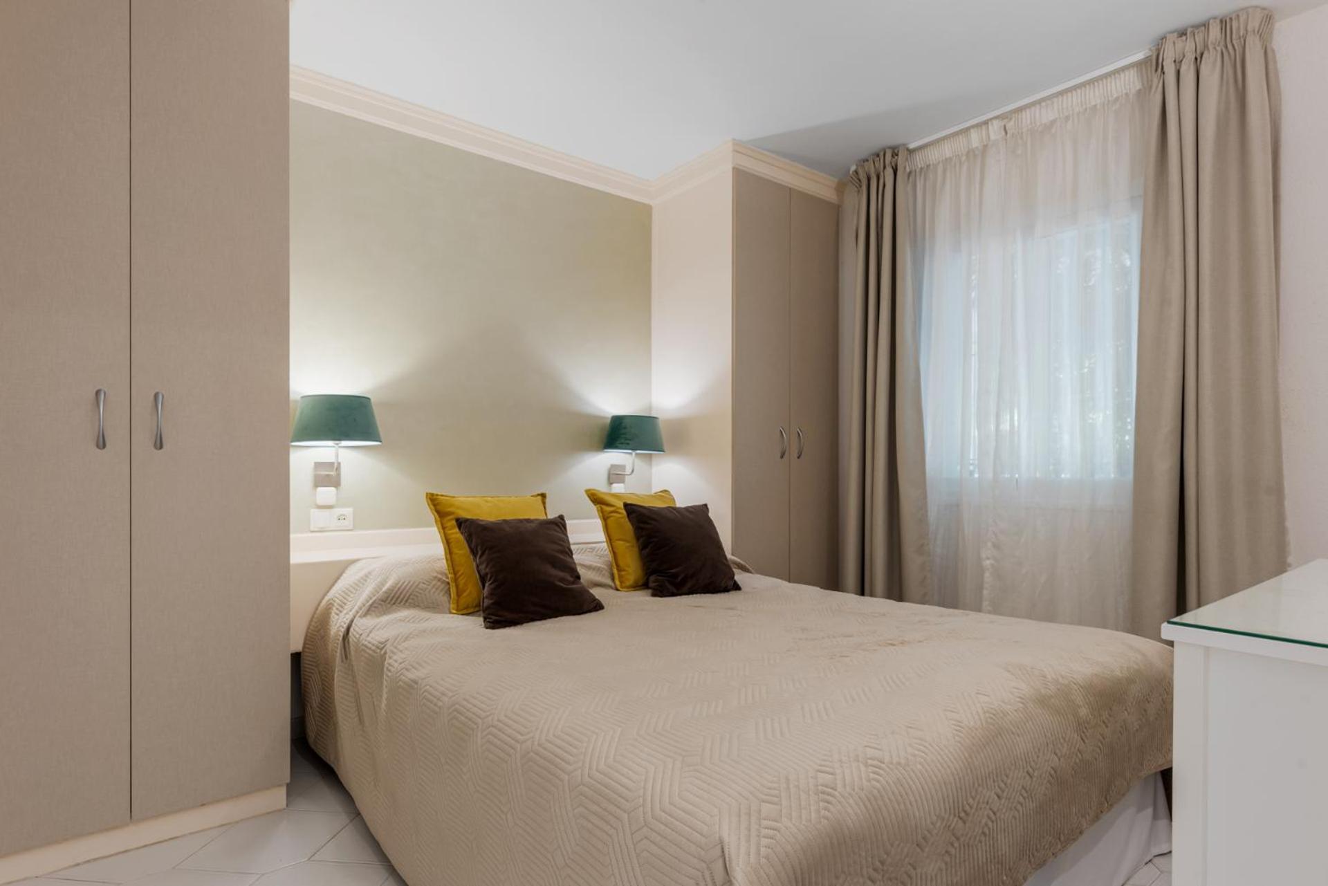 Miraflores Apartments By The Beach Costa Del Sol Sitio de Calahonda Kültér fotó